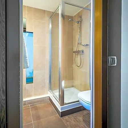 Hotel De Bonlieu 3*